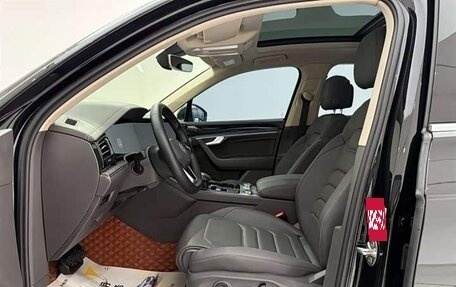 Volkswagen Touareg III, 2023 год, 6 393 000 рублей, 23 фотография