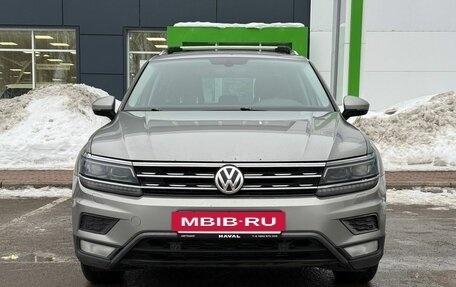 Volkswagen Tiguan II, 2016 год, 1 600 000 рублей, 2 фотография