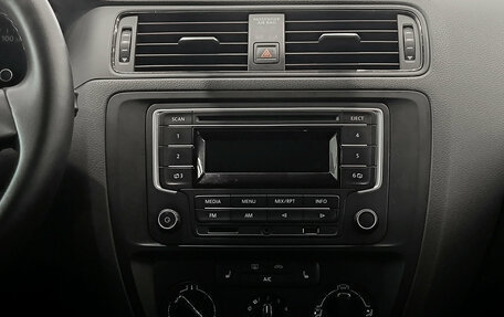 Volkswagen Jetta VI, 2016 год, 1 050 000 рублей, 19 фотография