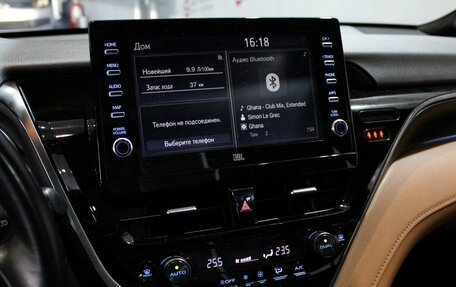 Toyota Camry, 2022 год, 3 699 000 рублей, 10 фотография