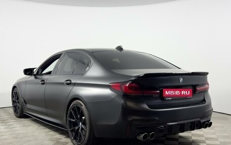 BMW 5 серия, 2019 год, 5 956 900 рублей, 2 фотография