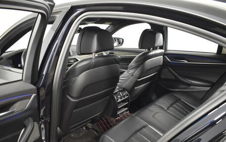 BMW 5 серия, 2019 год, 5 956 900 рублей, 11 фотография