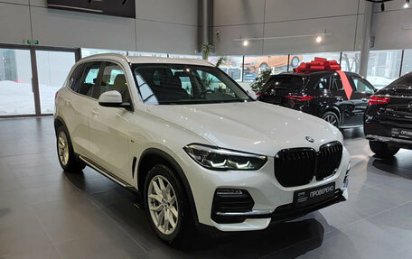 BMW X5, 2020 год, 6 907 000 рублей, 3 фотография