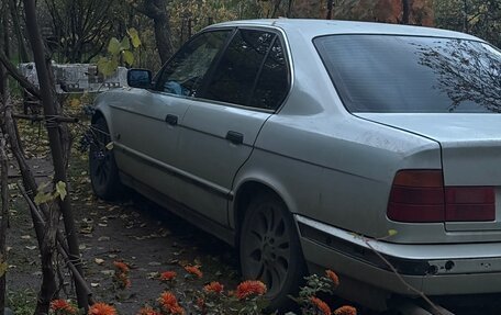 BMW 5 серия, 1992 год, 330 000 рублей, 1 фотография