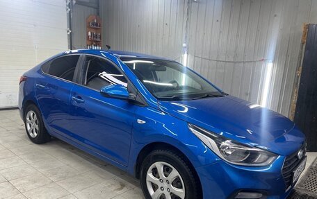 Hyundai Solaris II рестайлинг, 2017 год, 850 000 рублей, 4 фотография