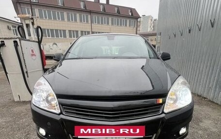 Opel Astra H, 2012 год, 3 фотография