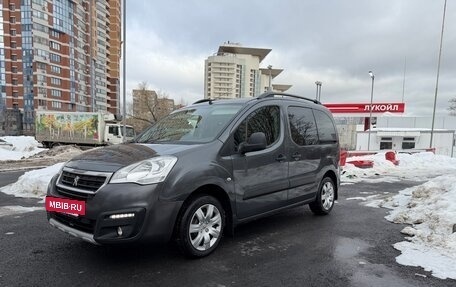 Peugeot Partner II рестайлинг 2, 2018 год, 1 350 000 рублей, 2 фотография