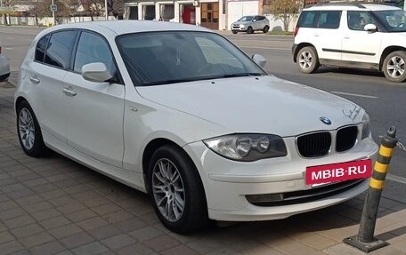 BMW 1 серия, 2010 год, 750 000 рублей, 2 фотография