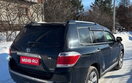 Toyota Highlander III, 2013 год, 2 000 000 рублей, 4 фотография