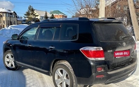 Toyota Highlander III, 2013 год, 2 000 000 рублей, 6 фотография