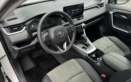 Toyota RAV4, 2025 год, 4 150 000 рублей, 7 фотография