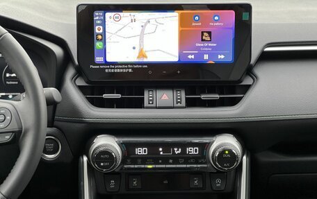 Toyota RAV4, 2025 год, 4 150 000 рублей, 17 фотография