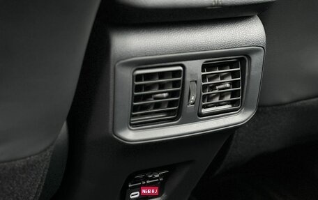 Toyota RAV4, 2025 год, 4 150 000 рублей, 29 фотография