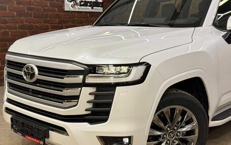 Toyota Land Cruiser, 2025 год, 14 500 000 рублей, 7 фотография