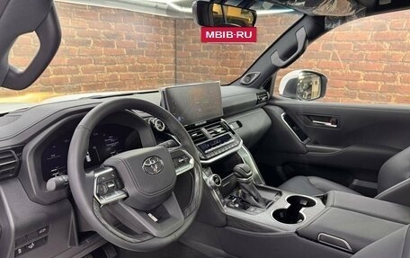 Toyota Land Cruiser, 2025 год, 14 500 000 рублей, 11 фотография