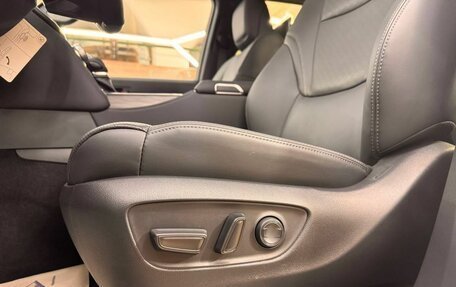 Toyota Land Cruiser, 2025 год, 14 500 000 рублей, 25 фотография