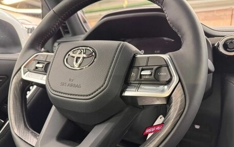 Toyota Land Cruiser, 2025 год, 14 500 000 рублей, 17 фотография