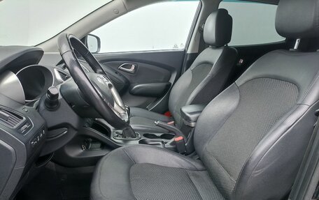 Hyundai ix35 I рестайлинг, 2012 год, 970 000 рублей, 10 фотография