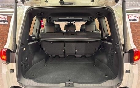 Toyota Land Cruiser, 2025 год, 14 500 000 рублей, 35 фотография