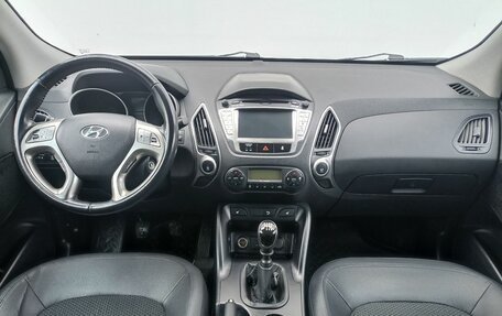 Hyundai ix35 I рестайлинг, 2012 год, 970 000 рублей, 12 фотография