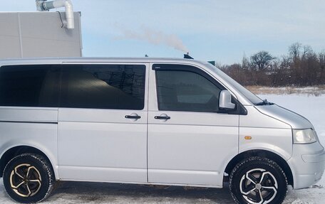 Volkswagen Transporter T5 рестайлинг, 2004 год, 1 000 000 рублей, 4 фотография