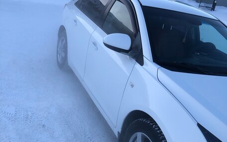 Chevrolet Cruze II, 2012 год, 900 000 рублей, 2 фотография