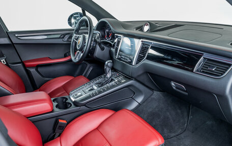 Porsche Macan I рестайлинг, 2017 год, 4 200 000 рублей, 9 фотография