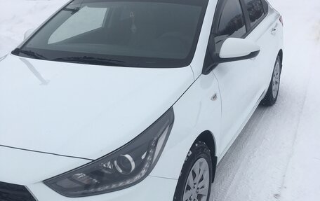 Hyundai Solaris II рестайлинг, 2019 год, 1 390 000 рублей, 6 фотография