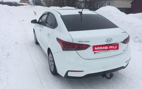 Hyundai Solaris II рестайлинг, 2019 год, 1 390 000 рублей, 4 фотография