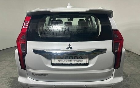 Mitsubishi Pajero Sport III рестайлинг, 2020 год, 3 990 000 рублей, 5 фотография