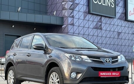 Toyota RAV4, 2013 год, 1 997 000 рублей, 2 фотография