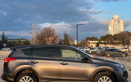 Toyota RAV4, 2013 год, 1 997 000 рублей, 11 фотография