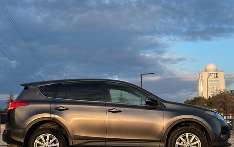 Toyota RAV4, 2013 год, 1 997 000 рублей, 10 фотография