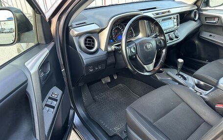 Toyota RAV4, 2013 год, 1 997 000 рублей, 14 фотография