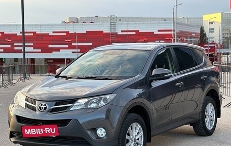 Toyota RAV4, 2013 год, 1 997 000 рублей, 8 фотография