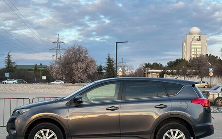 Toyota RAV4, 2013 год, 1 997 000 рублей, 24 фотография