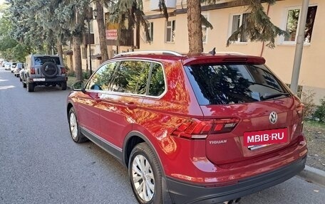 Volkswagen Tiguan II, 2017 год, 1 695 000 рублей, 3 фотография