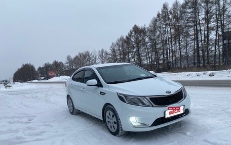 KIA Rio III рестайлинг, 2013 год, 840 000 рублей, 2 фотография