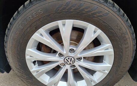 Volkswagen Tiguan II, 2017 год, 1 695 000 рублей, 7 фотография