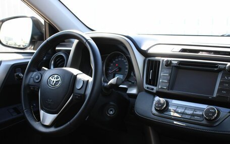 Toyota RAV4, 2015 год, 2 450 000 рублей, 14 фотография