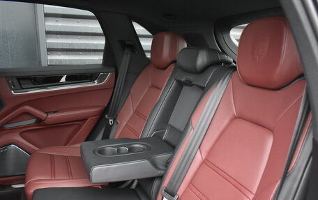 Porsche Cayenne III, 2025 год, 19 990 000 рублей, 16 фотография