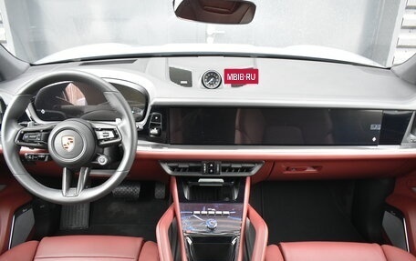 Porsche Cayenne III, 2025 год, 19 990 000 рублей, 13 фотография