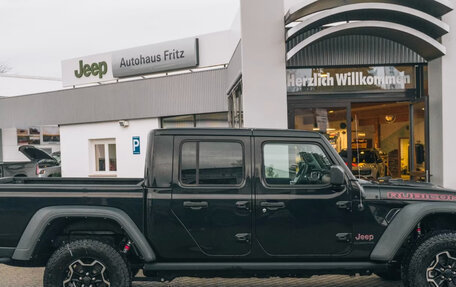 Jeep Gladiator, 2023 год, 5 900 000 рублей, 7 фотография