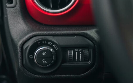 Jeep Gladiator, 2023 год, 5 900 000 рублей, 17 фотография