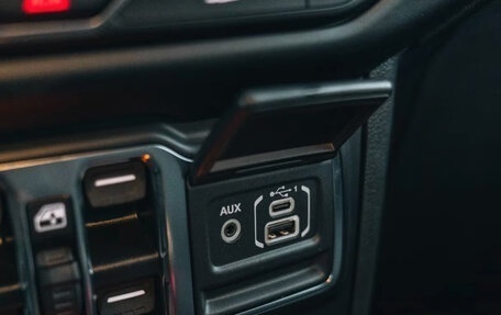 Jeep Gladiator, 2023 год, 5 900 000 рублей, 29 фотография