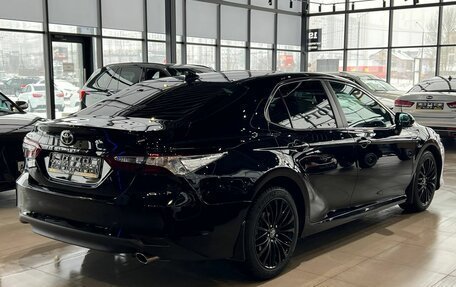 Toyota Camry, 2021 год, 3 220 000 рублей, 5 фотография