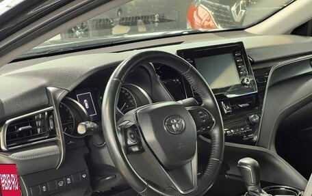 Toyota Camry, 2021 год, 3 220 000 рублей, 13 фотография