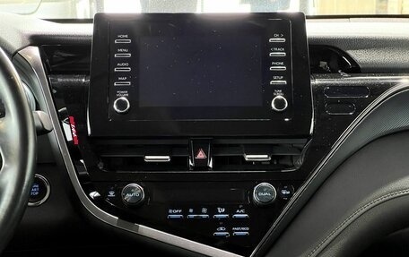 Toyota Camry, 2021 год, 3 220 000 рублей, 14 фотография