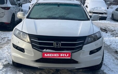 Honda Crosstour I рестайлинг, 2011 год, 950 000 рублей, 1 фотография
