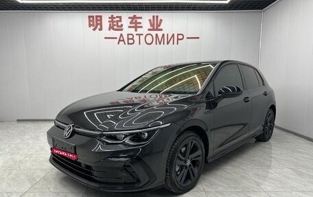 Volkswagen Golf VIII, 2022 год, 1 800 000 рублей, 1 фотография